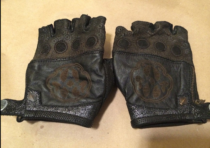 AYYA WEAR GLOVES