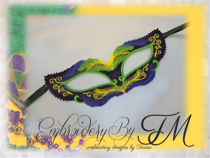 Children's mask - Mardi Gras