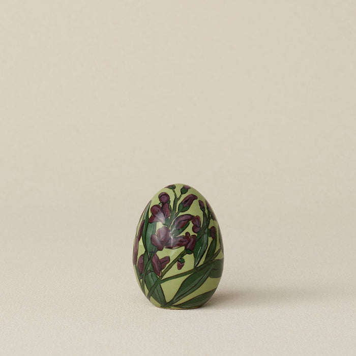 Backside of the one-of-a-kind egg.