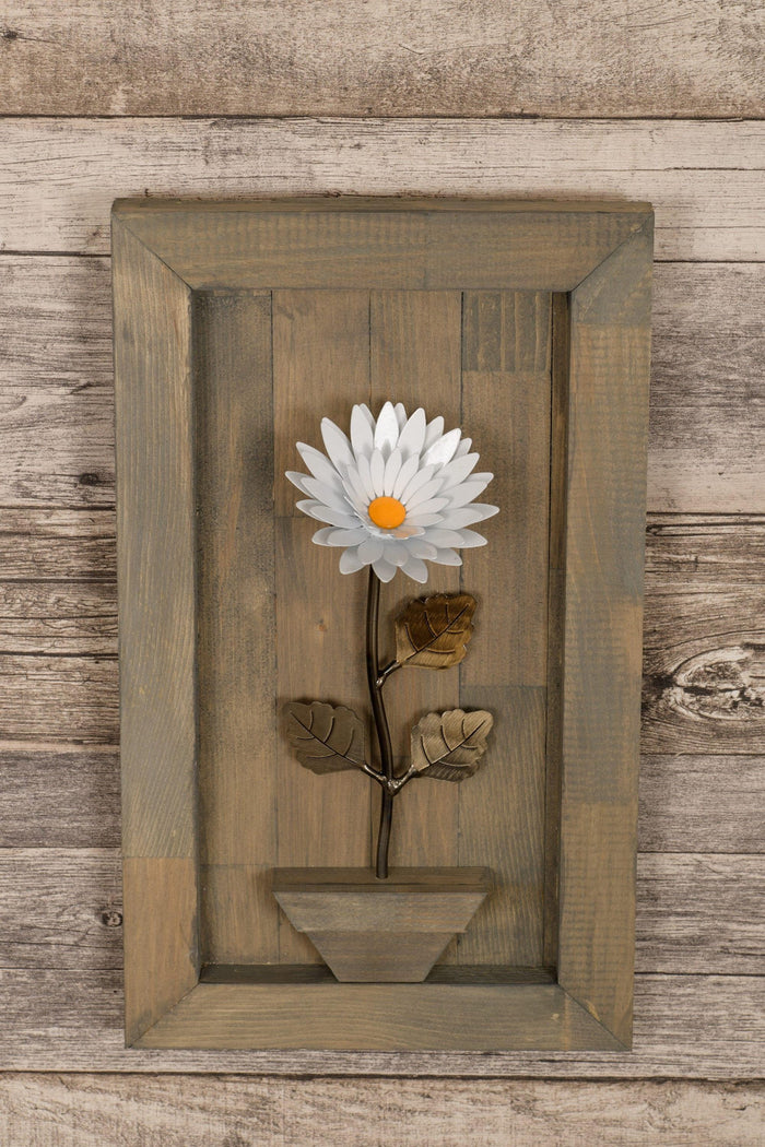 Framed Metal Daisy - Old West Iron