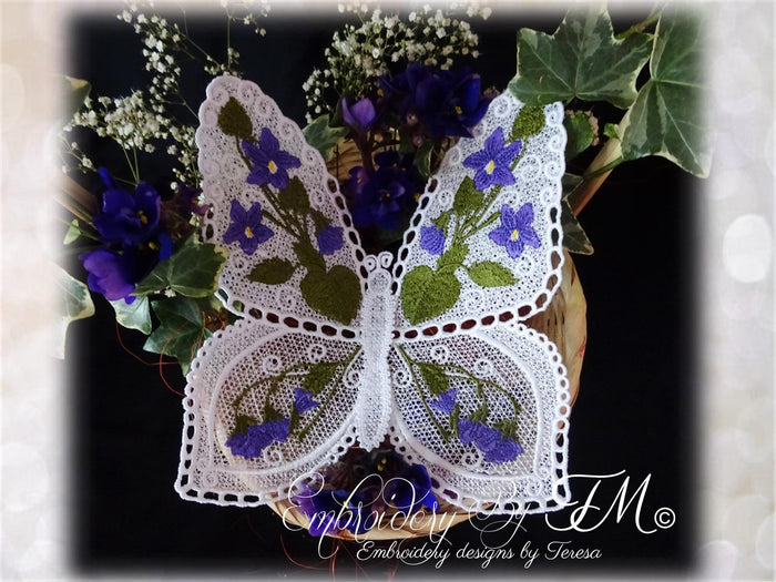 Large butterfly February / the Violet / 5x7 hoop