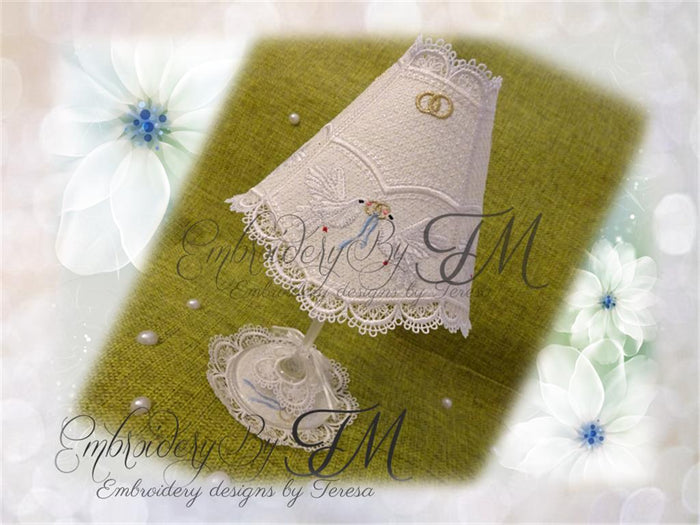 Wine glass shades wedding Dove + coaster/5x7 hoop