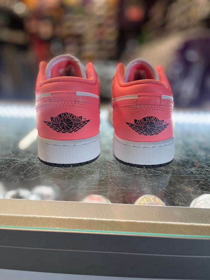 2026 Jordan 1 Low "Black Pink"