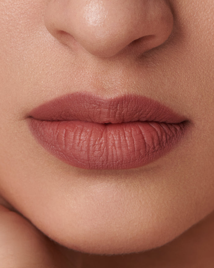 2C Medium Mauve (Sculpt and Shade Lip Pencil)
