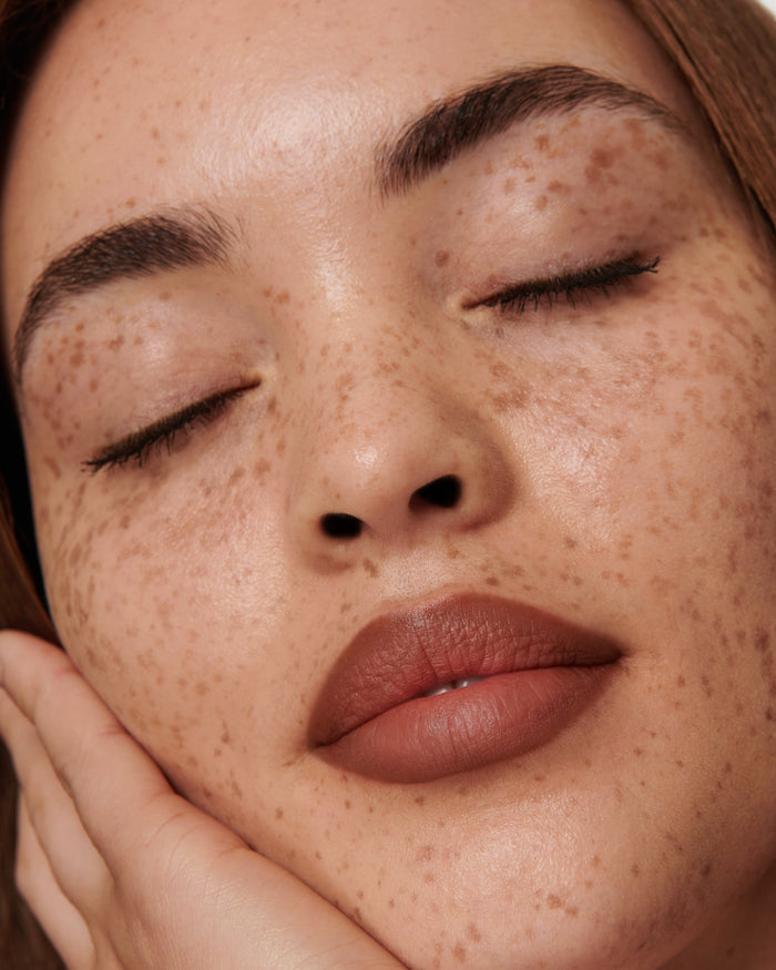 2N Medium Cork (Sculpt and Shade Lip Pencil)