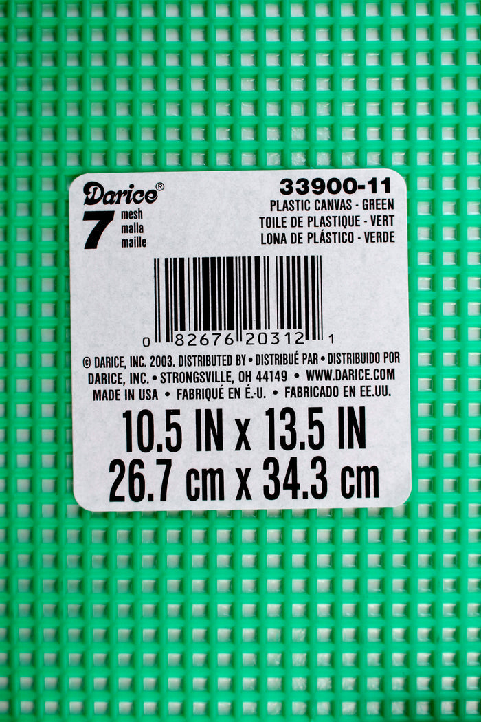 7 Mesh Count Christmas Green Plastic Canvas Sheet 10.5 x 13.5 Inch 1 Sheet - artcovecrafts.com