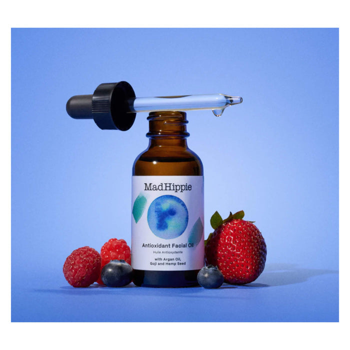Mad Hippie Antioxidant Facial Oil Texture