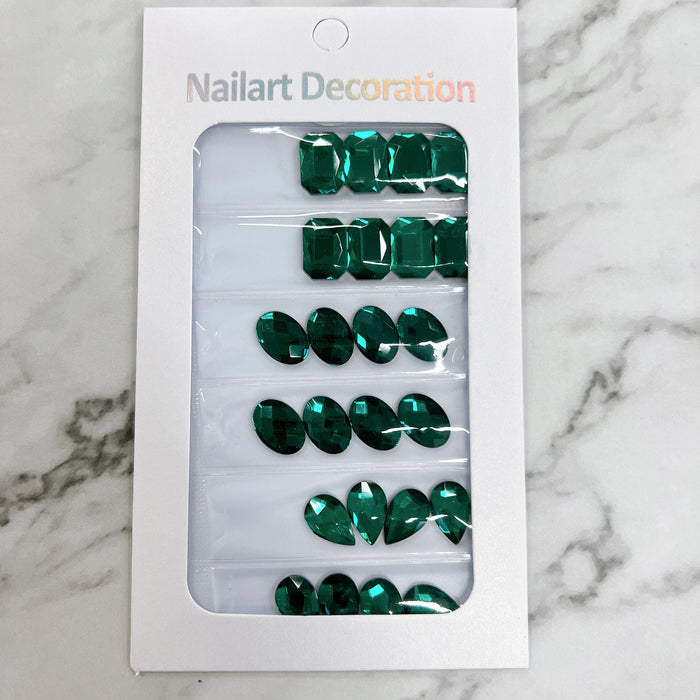 Big Flat Back GREEN Rhinestone - Nail Charm - Christmas New year