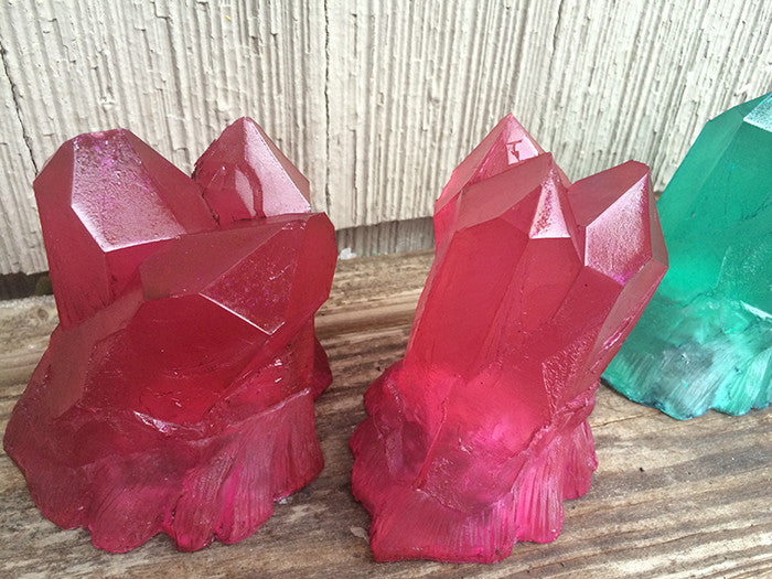 CAST CRYSTAL LIGHT- QUARTZ CHUNK