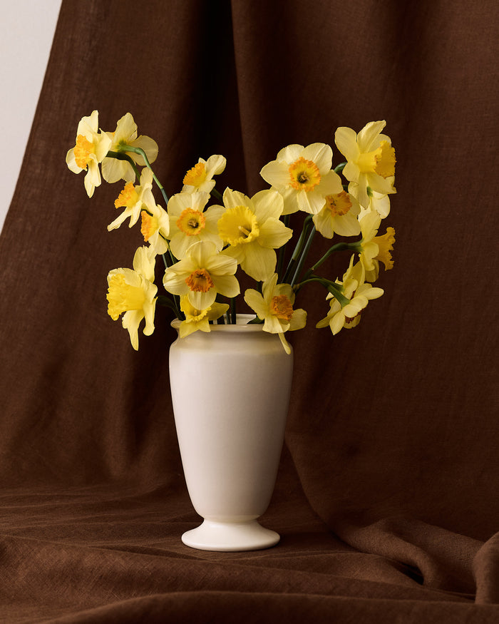 Cornet Vase, Raffia