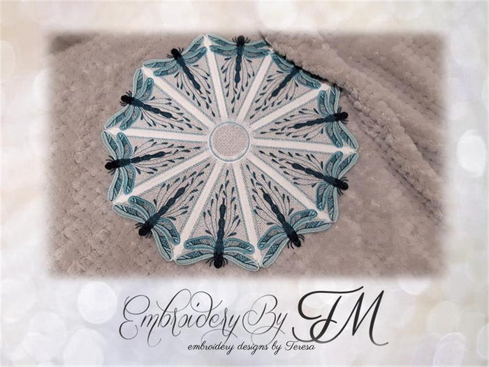 Doily dragonfly / 5x7 hoop