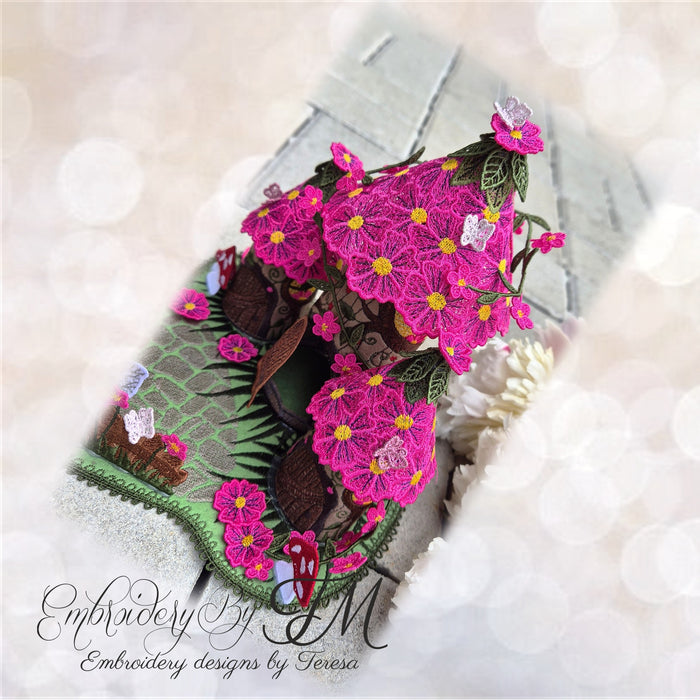 Fairy houses TM / two sizes