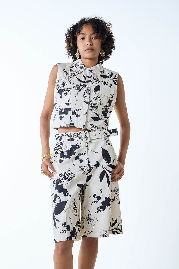 Floral printed sleeveless cropped utility shirt wholesale