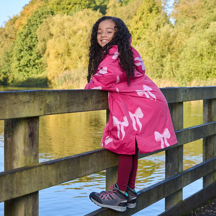 Kids Water Resistant Bow Print Sherpa Drying Robe - Pink 🇬🇧