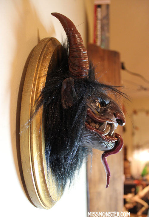 KRAMPUS TROPHY HEAD