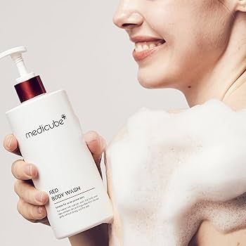 MEDICUBE Red Acne Body Wash AHA BHA PHA Niacinamide غسول الجسم لعلاج الحبوب من ميديكيوب