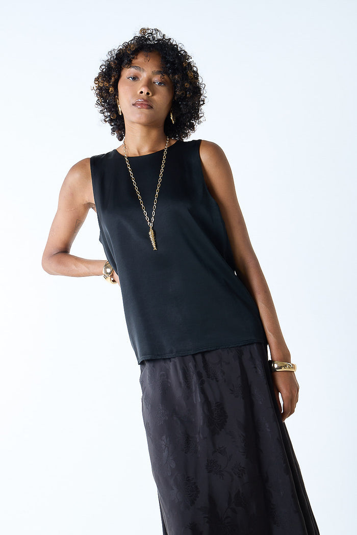 Minimal sleeveless back tie detail fluid blouse wholesale