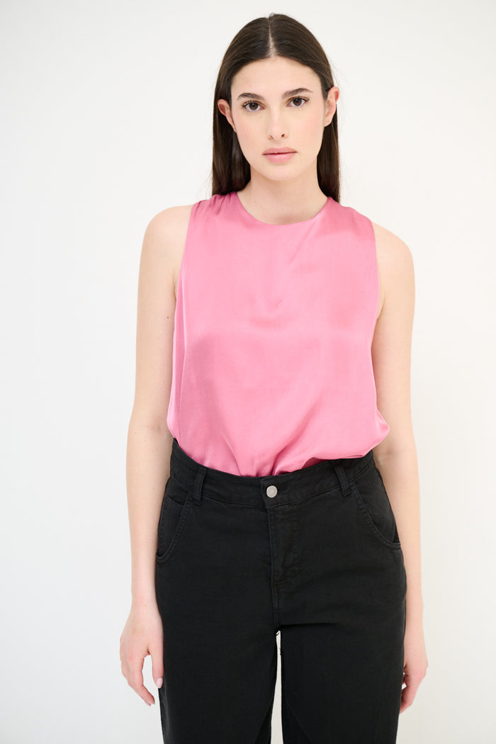 Minimal sleeveless back tie detail fluid blouse wholesale
