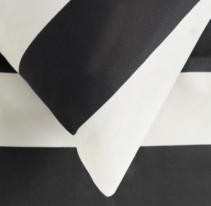 Mono Stripe Duvet Cover Set - Monochrome 🇬🇧