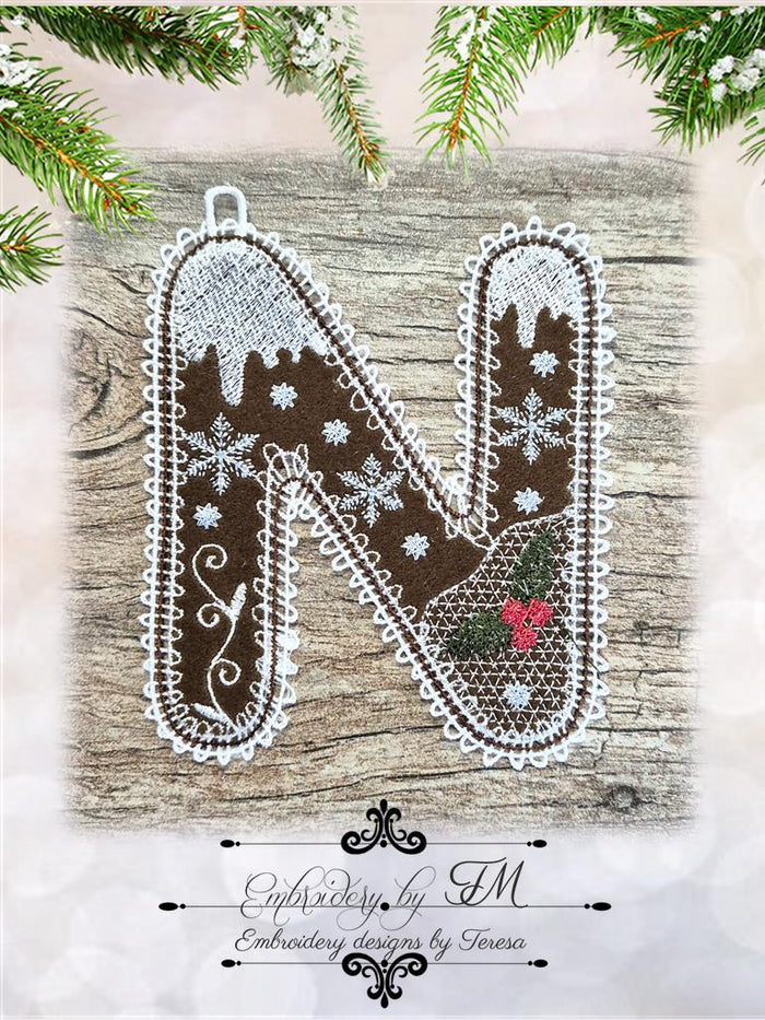 N gingerbread alphabet/5x7 hoop/combination of felt and lace