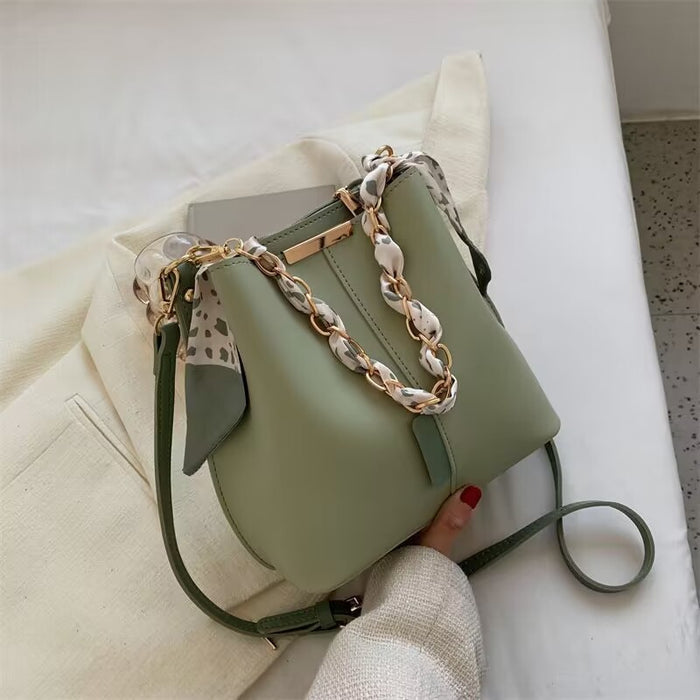 New Autumn And Winter Women's Crossbody Fashion Casual Underarm One Shoulder Versatile Bucket Bag 🇨🇳