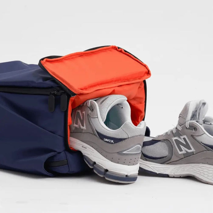 BOLD PYX: 24L Everyday Travel Backpack (Midnight Blue) | Isetan KL Online Store