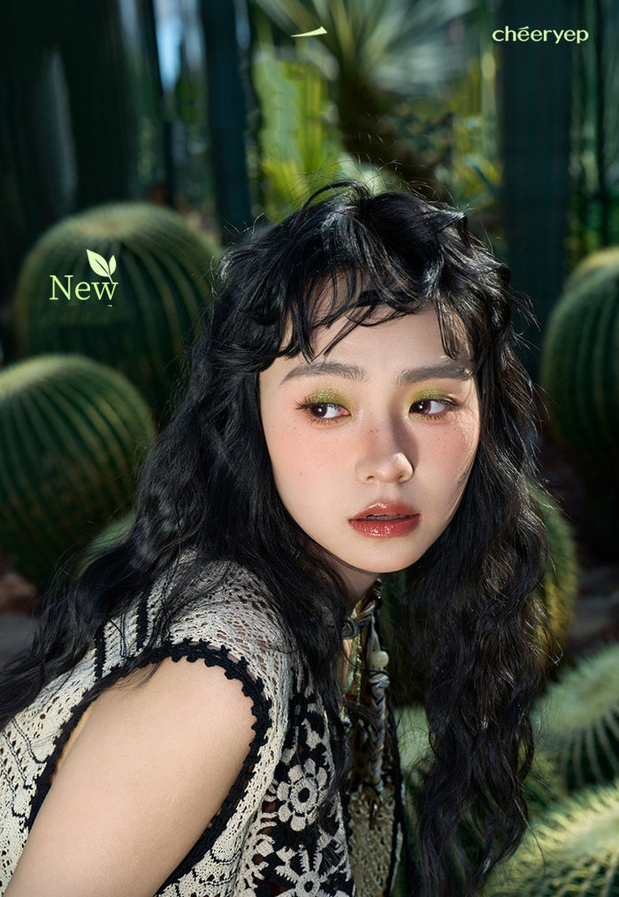 QianYan Spring Blooms in Her Collection Eyeshadow & Blusher T5638