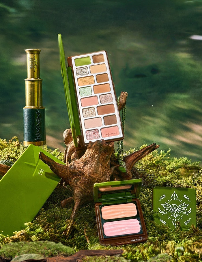 QianYan Spring Blooms in Her Collection Eyeshadow & Blusher T5638