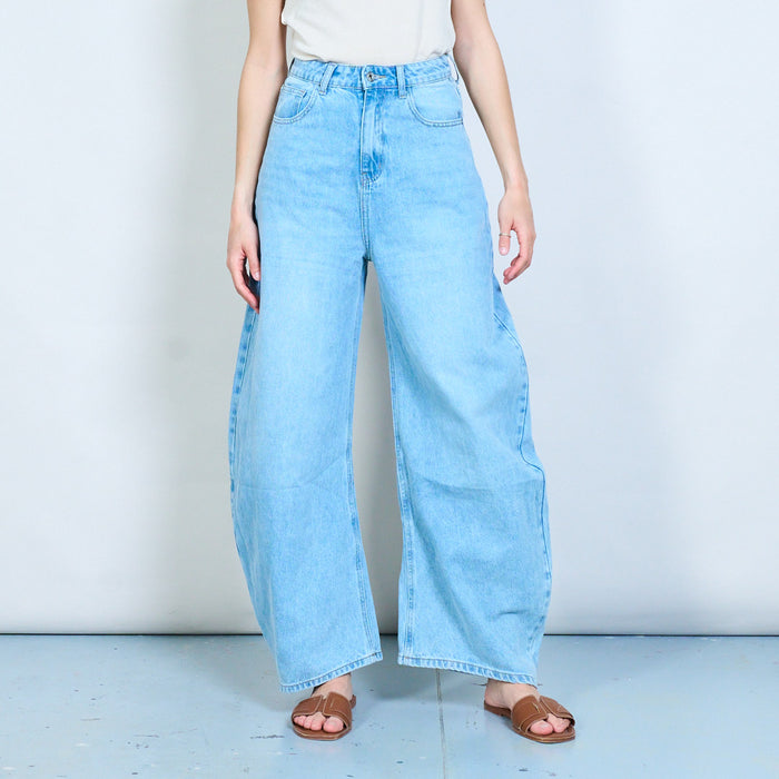 Relaxed flow wide-leg denim jeans with soft drape silhouette wholesale