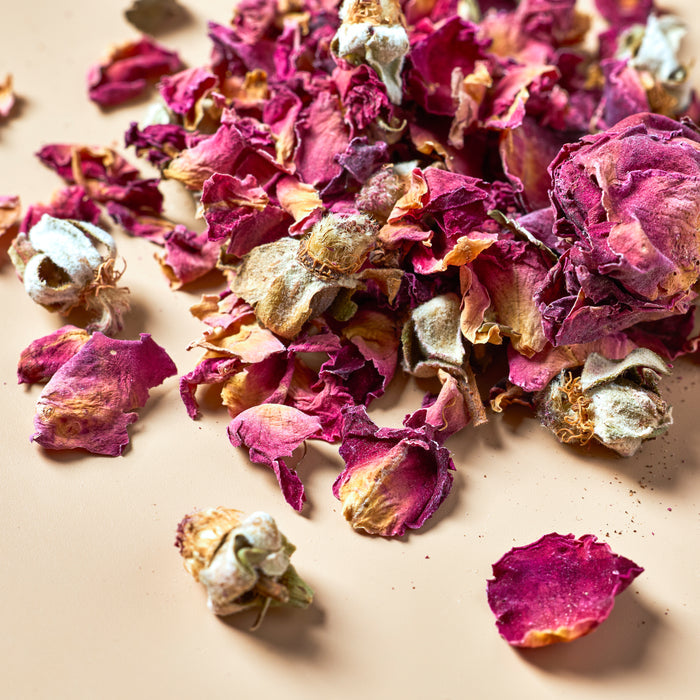 Rose Petals Red Buds & Leaves - product detail