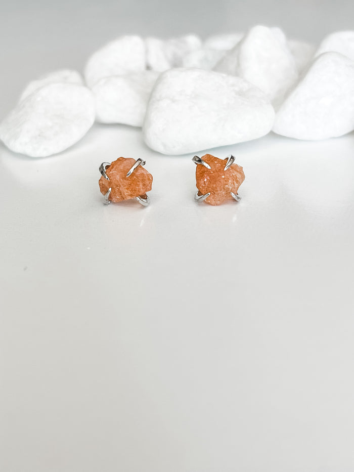 Rough Gemstone Claw Earrings