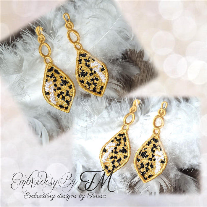 Set earrings animals/4x4 hoop