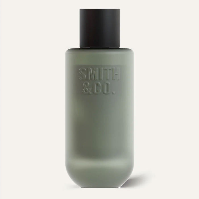 Smith & Co Room Spray - Amber & Freesia