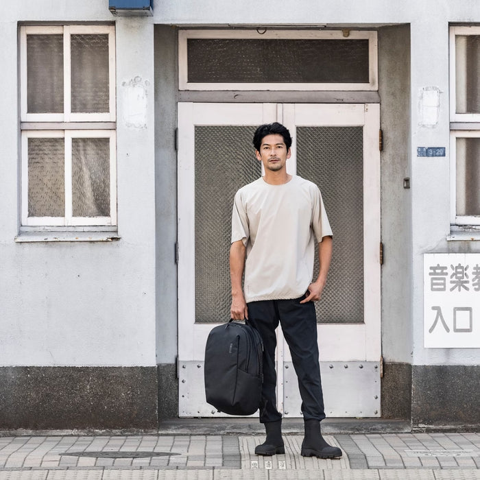 THULE Subterra 2 Backpack 21L (Black) | Isetan KL Online Store