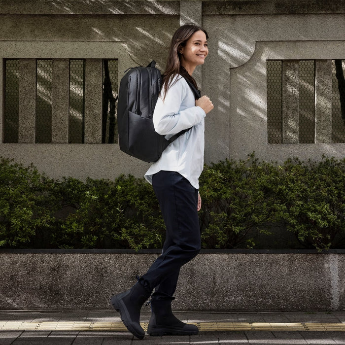 THULE Subterra 2 Backpack 21L (Black) | Isetan KL Online Store