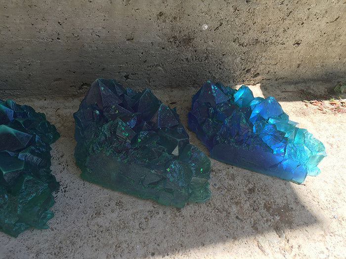 URETHANE GLOW IN THE DARK CRYSTAL- LARGE ( BLUE GREEN)