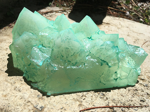 URETHANE GLOW IN THE DARK CRYSTAL- LARGE ( MINT GREEN)