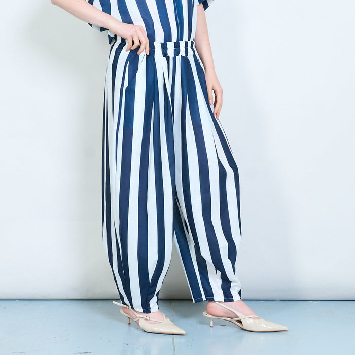 Vertical stripe relaxed fit trousers wholesale