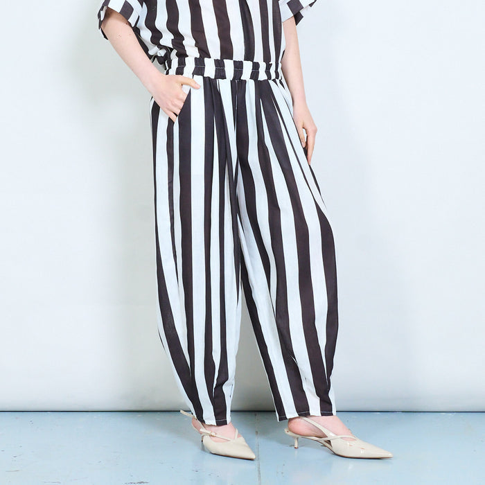 Vertical stripe relaxed fit trousers wholesale