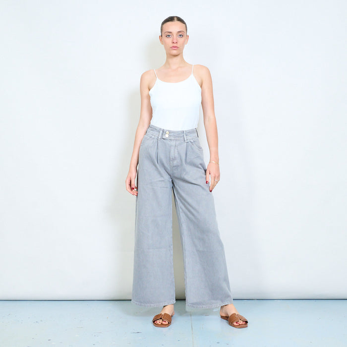Washed denim high waist jeans with double button waistband and tapered fit wholesale