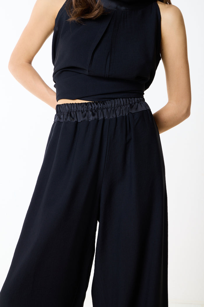 Wide leg flowy relaxed fit trouser wholesale